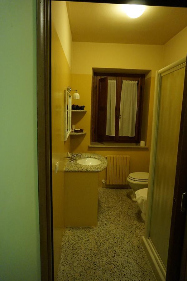 Locanda Da Ciacci Petriano Ngoại thất bức ảnh
