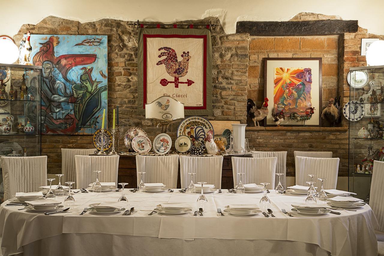 Locanda Da Ciacci Petriano Ngoại thất bức ảnh