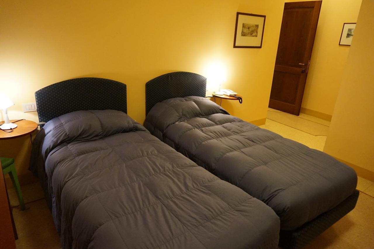 Locanda Da Ciacci Petriano Ngoại thất bức ảnh