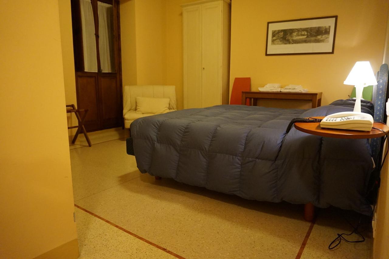 Locanda Da Ciacci Petriano Ngoại thất bức ảnh