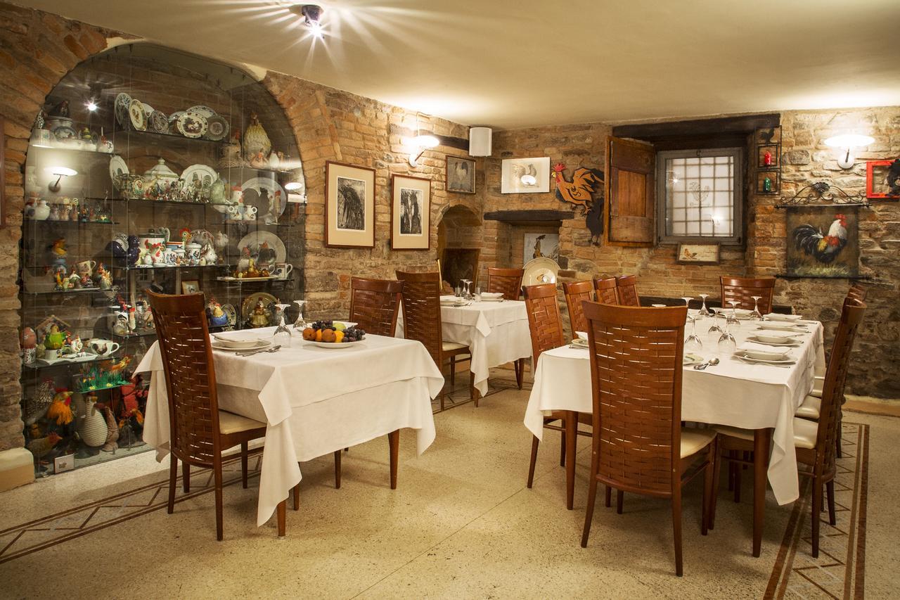 Locanda Da Ciacci Petriano Ngoại thất bức ảnh