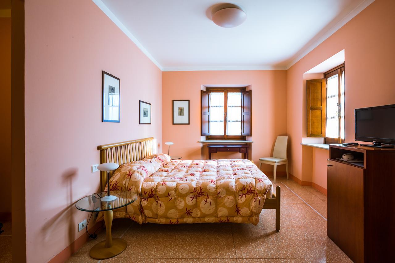 Locanda Da Ciacci Petriano Ngoại thất bức ảnh