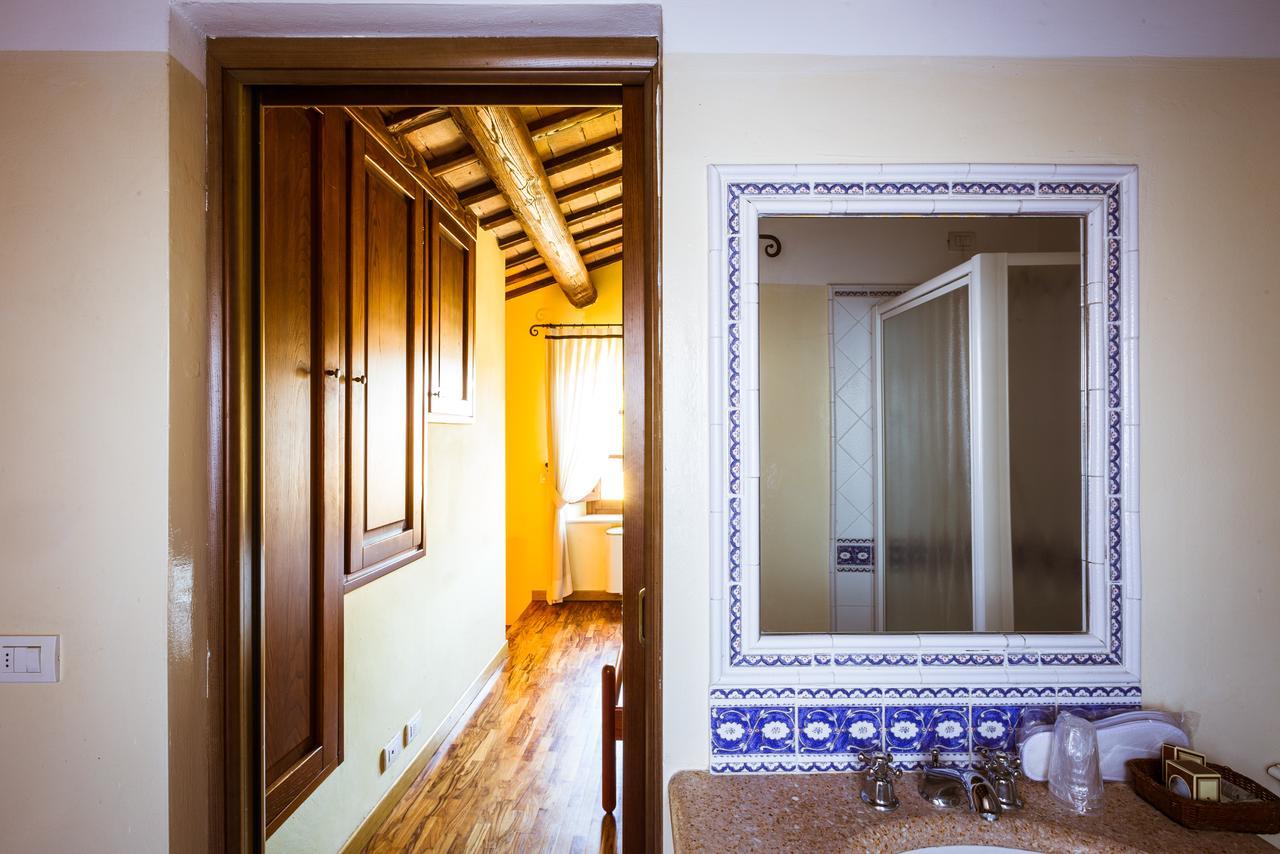Locanda Da Ciacci Petriano Ngoại thất bức ảnh
