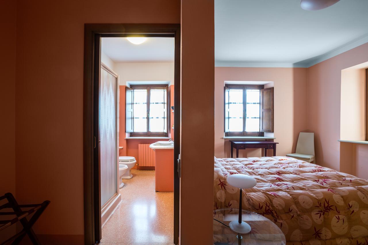 Locanda Da Ciacci Petriano Ngoại thất bức ảnh
